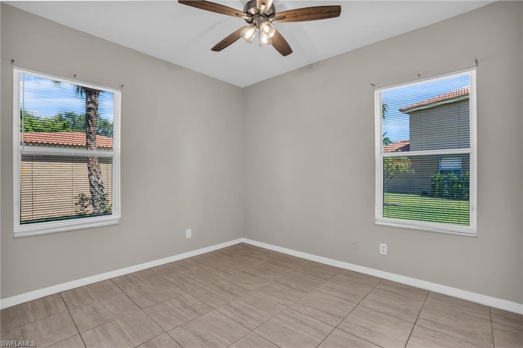 HUNTINGTON LAKES - Residential Lease