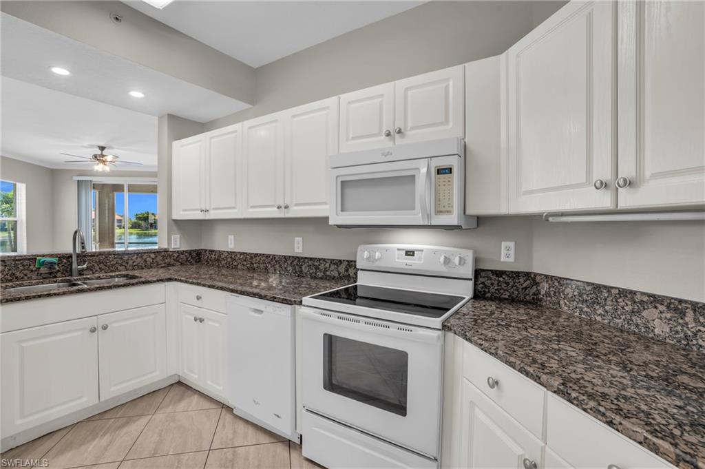 HUNTINGTON LAKES - Residential Lease