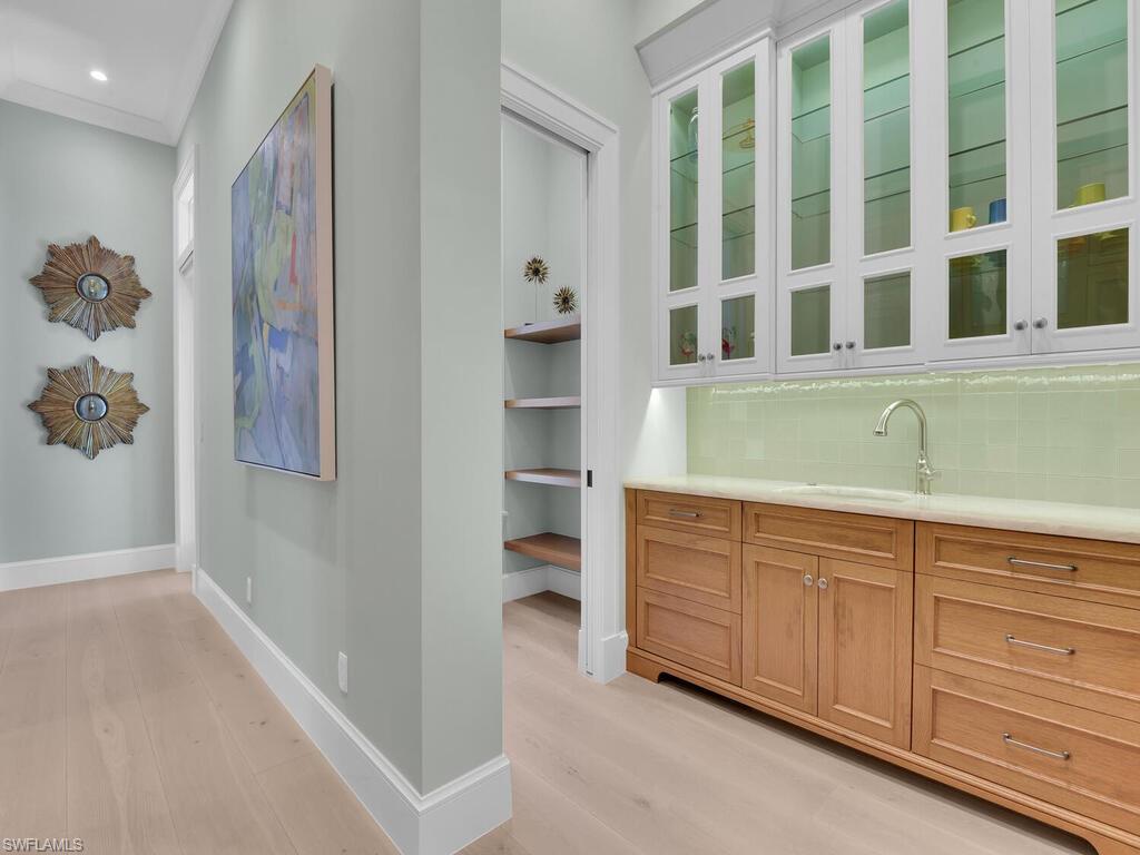 PELICAN BAY WOODS - Residential