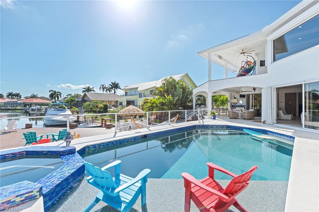MARCO BEACH - Residential