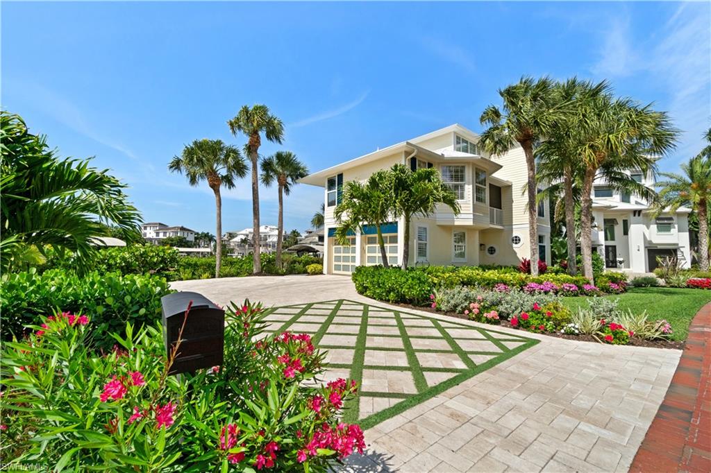 BAYFRONT GARDENS - Residential