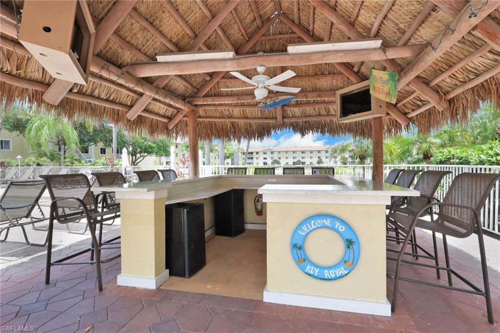KEY ROYAL CONDOMINIUMS - Residential