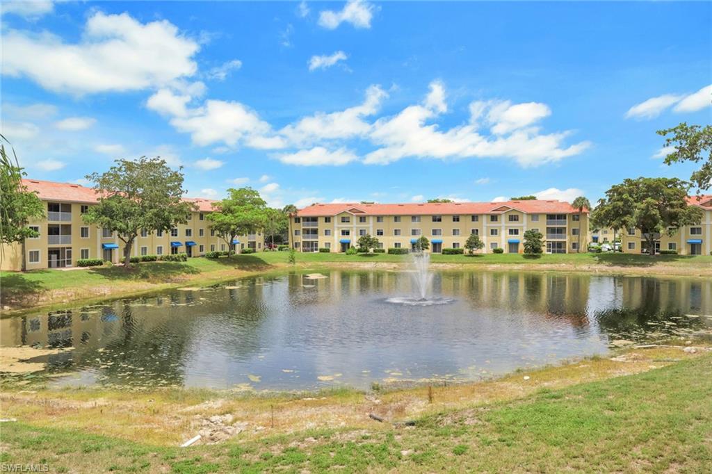 KEY ROYAL CONDOMINIUMS - Residential