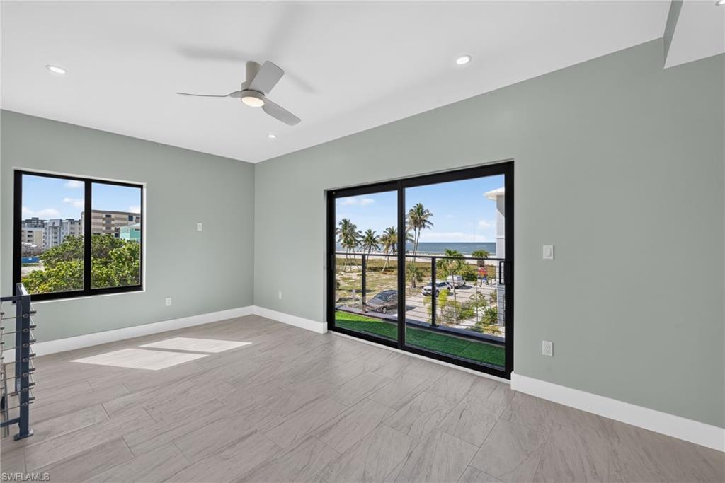SEAGRAPE - Residential