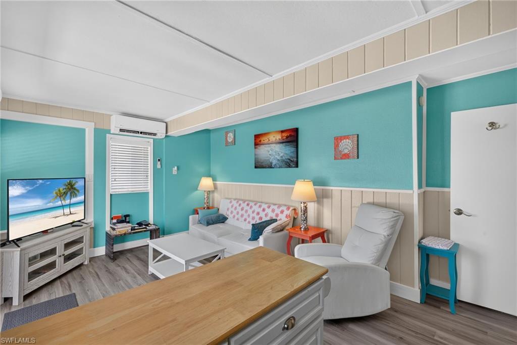 SEAGRAPE - Residential