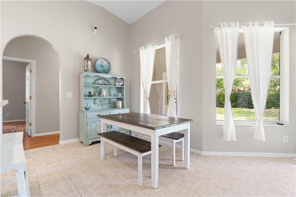COLONY LAKES - Residential