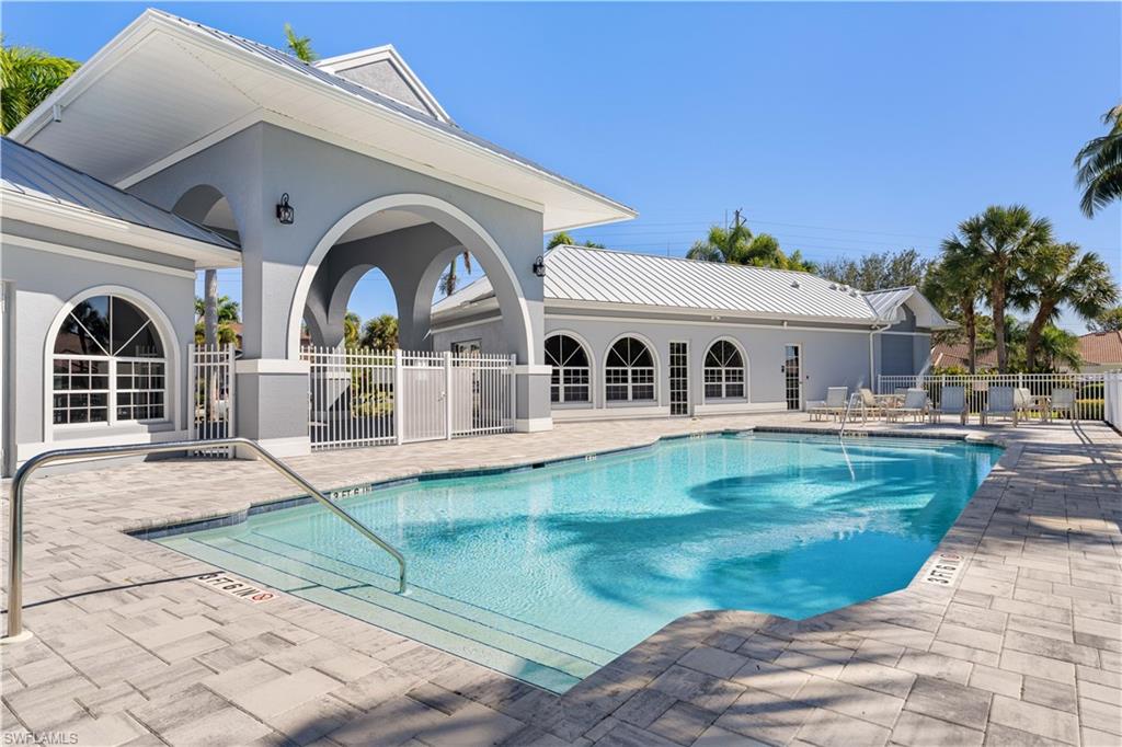 COLONY LAKES - Residential