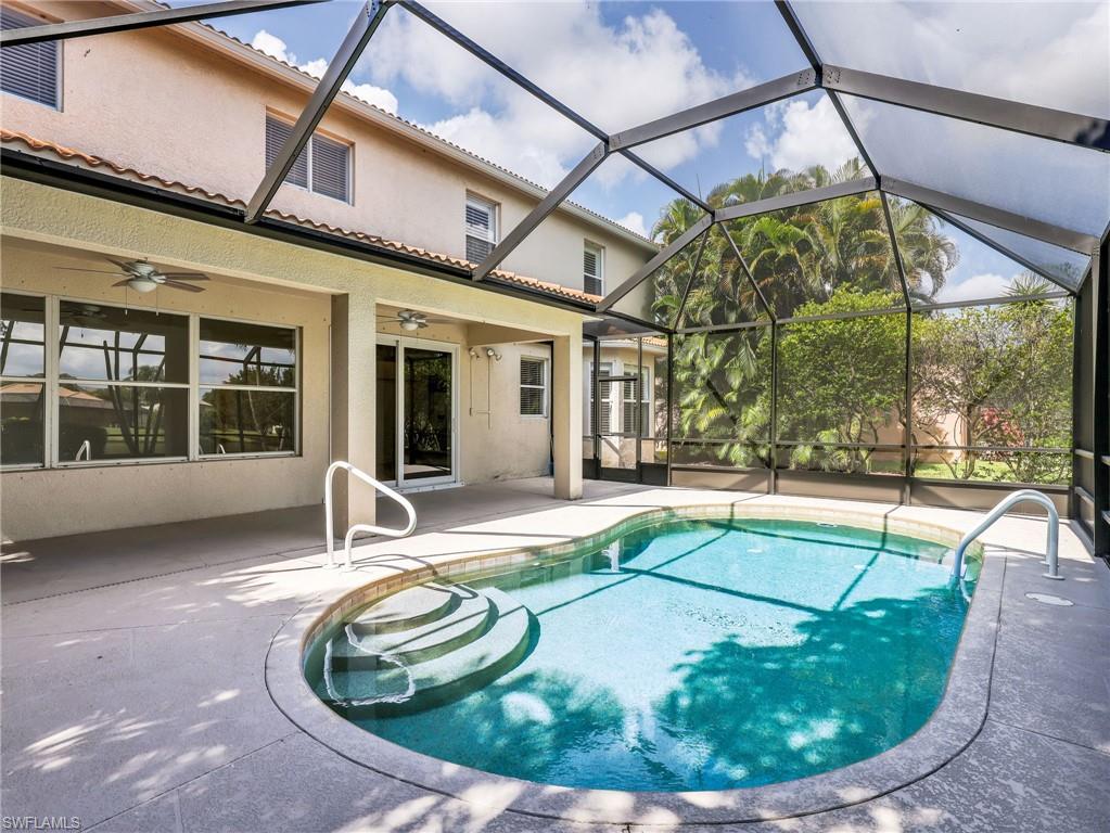 COLONIAL POINTE - Residential