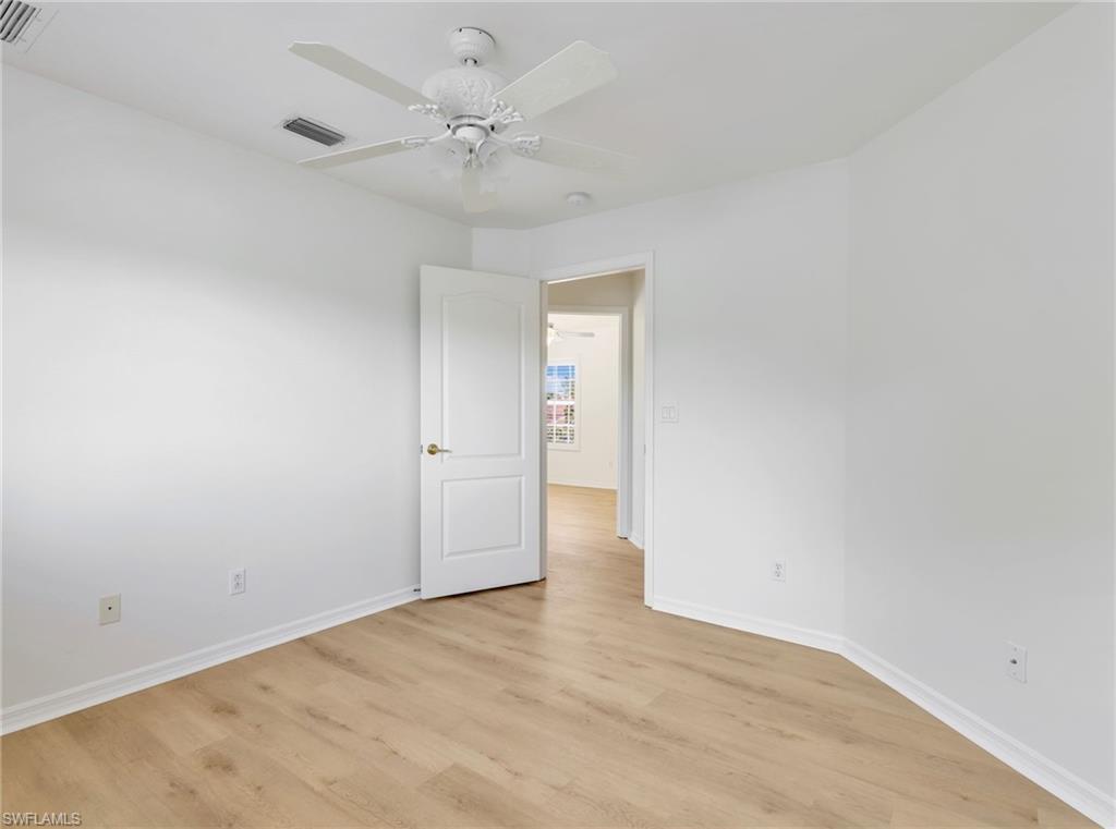 COLONIAL POINTE - Residential