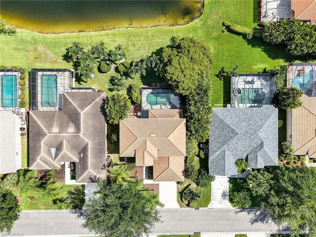 COLONIAL POINTE - Residential