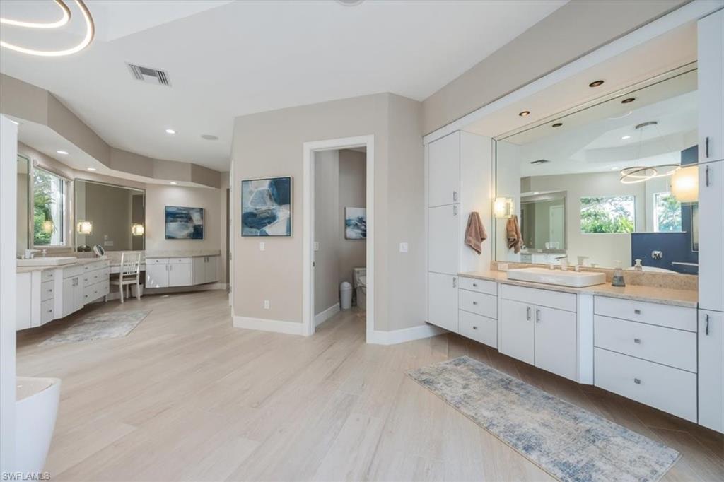 QUAIL WEST - Residential