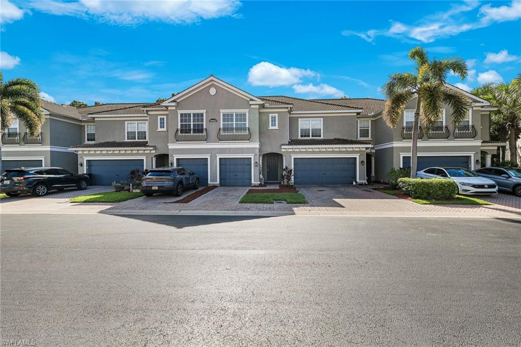 SOMERSET TOWNHOMES - Residential