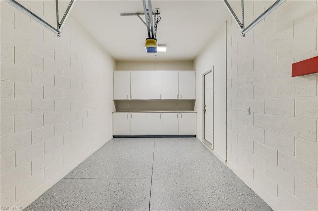 SOMERSET TOWNHOMES - Residential