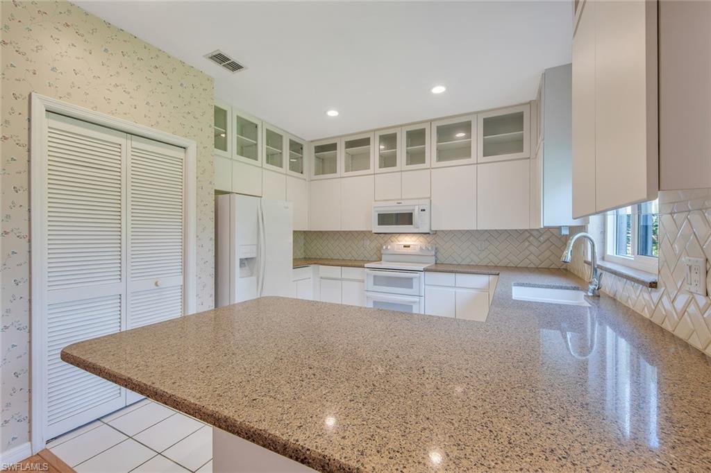 WATERFORD VILLAGE - Residential