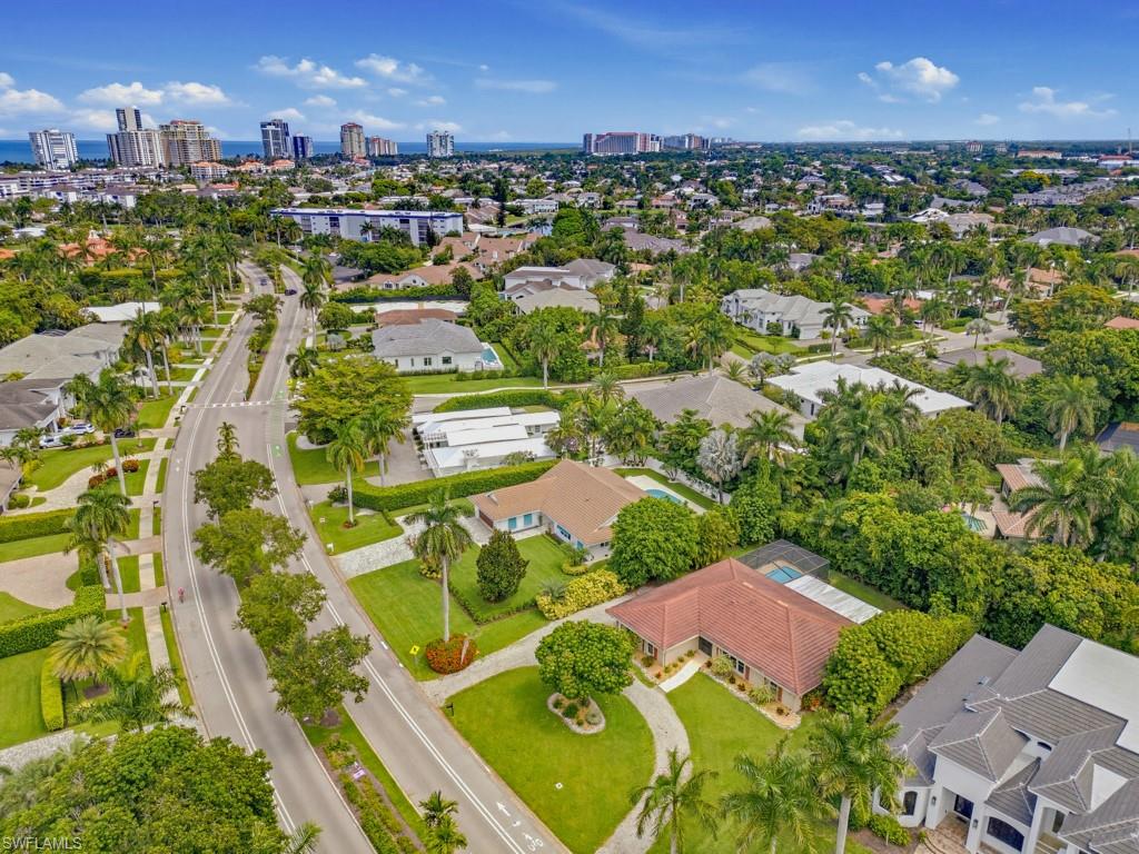 PARK SHORE - Residential