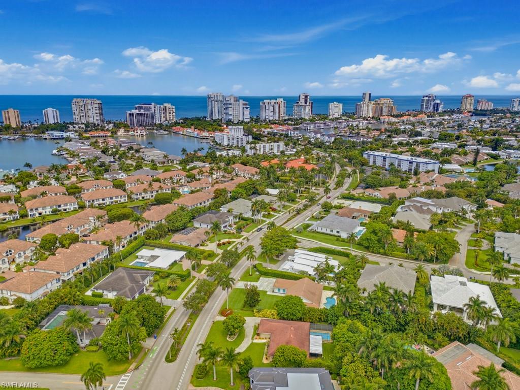 PARK SHORE - Residential