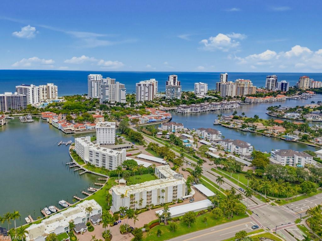 PARK SHORE - Residential