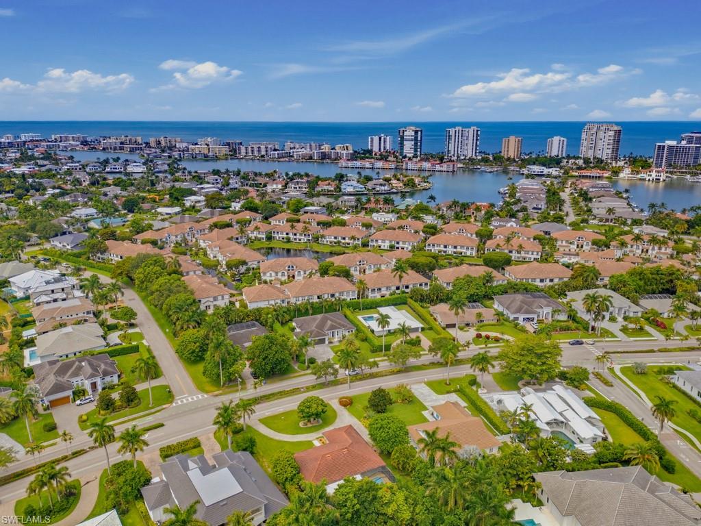 PARK SHORE - Residential