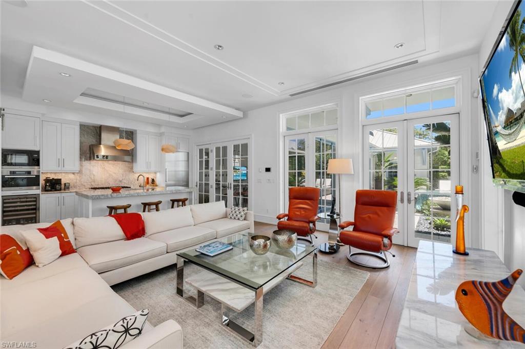 OLDE NAPLES - Residential