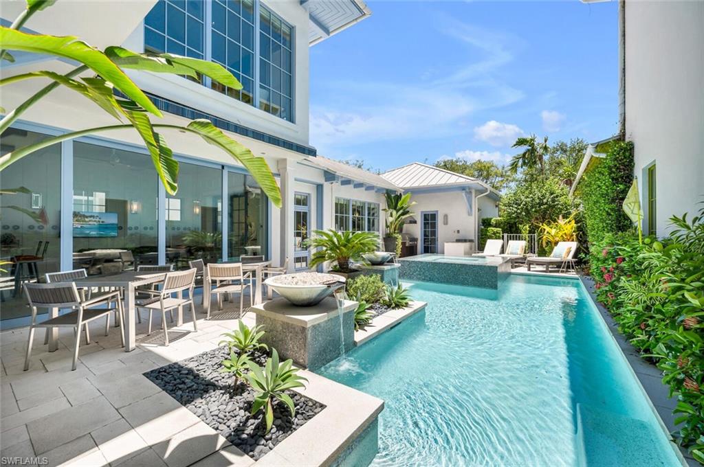 OLDE NAPLES - Residential