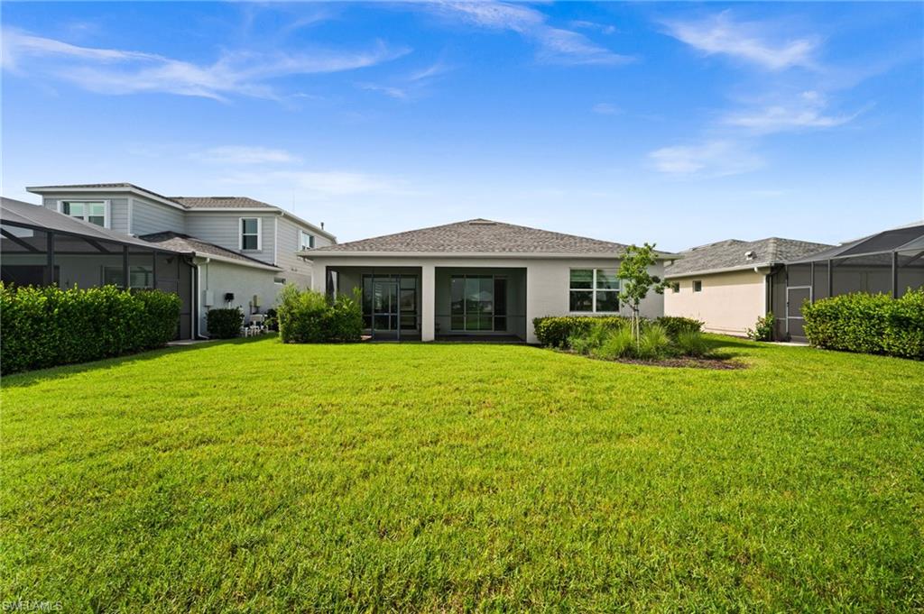 EDGEWATER - Residential