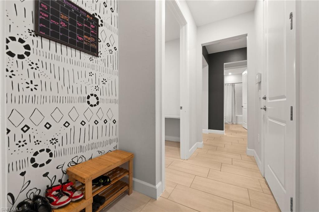 EDGEWATER - Residential