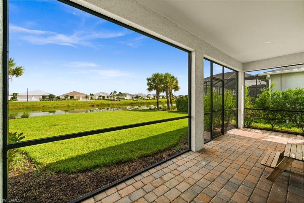 EDGEWATER - Residential