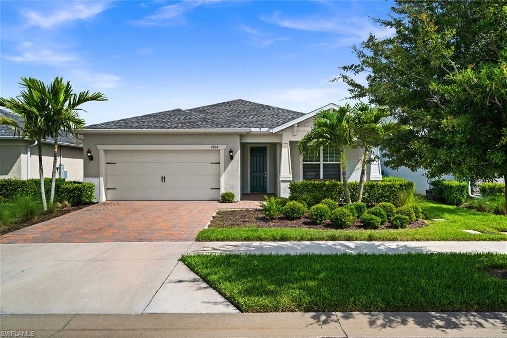 EDGEWATER - Residential