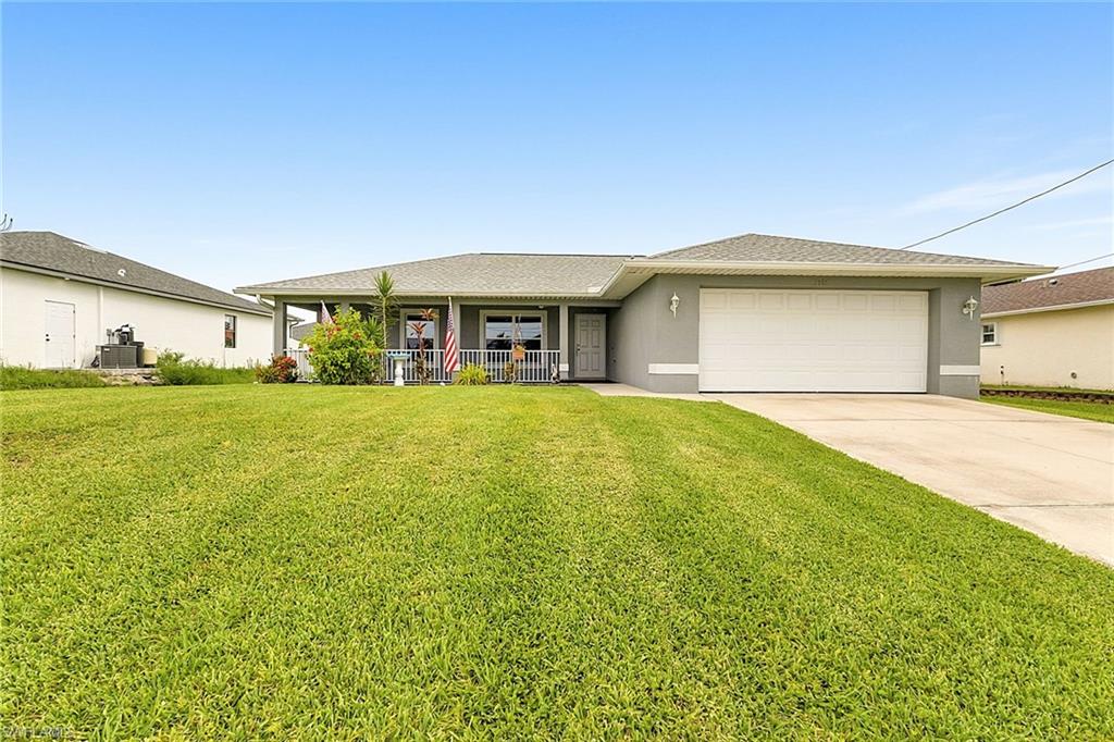 CAPE CORAL - Residential