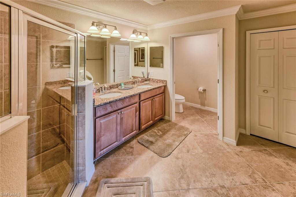 DI NAPOLI - Residential Lease