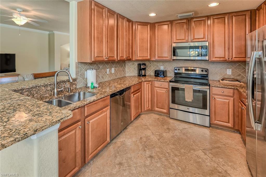 DI NAPOLI - Residential Lease