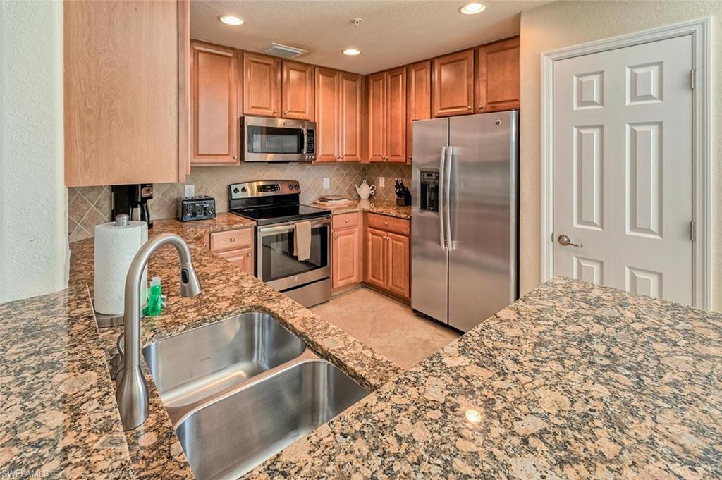 DI NAPOLI - Residential Lease