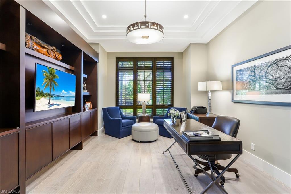 OLDE NAPLES - Residential