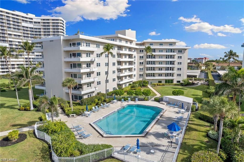 SUNSET HOUSE - Residential Lease