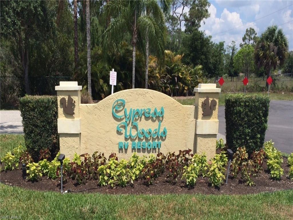 CYPRESS WOODS RV RESORT - Land