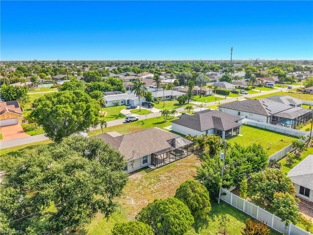 CAPE CORAL - Residential