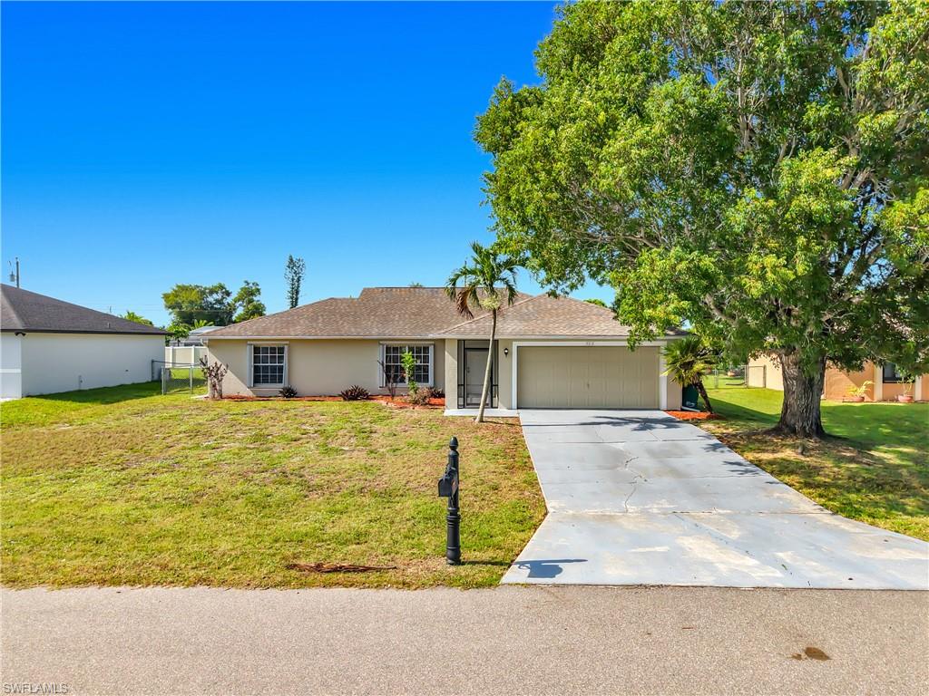 CAPE CORAL - Residential