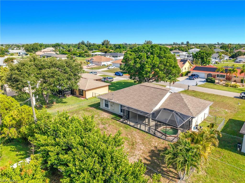 CAPE CORAL - Residential