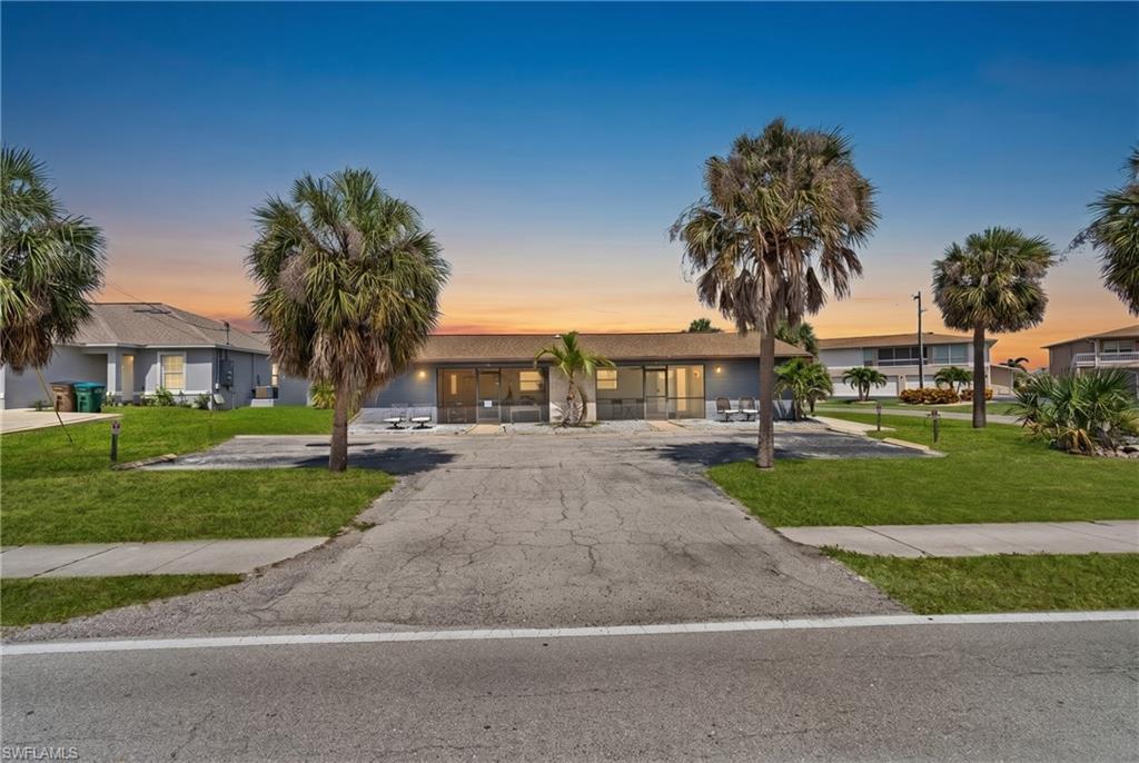 CAPE CORAL - Residential Lease