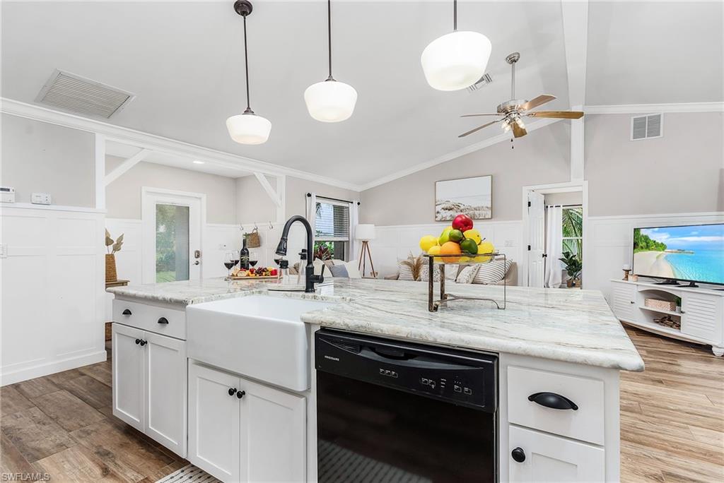 CAPE CORAL - Residential Lease
