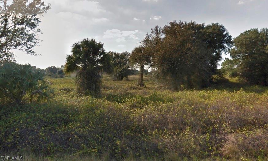 ****BEAUTIFUL 1/2 ACRE LOT****!!! Your Dream Home Awaits!! Conveniently located to Shopping, Beaches, Restaurants, Schools, and amenities... this spacious lot offers quick access to everywhere you want to be. The Time is Now!! Own your Piece of Paradise Today!!