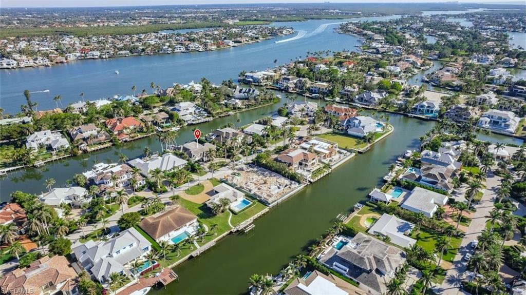 AQUALANE SHORES - Residential