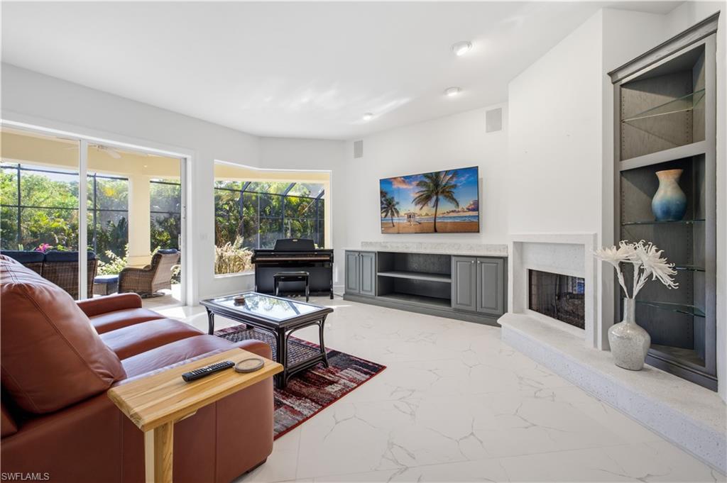 HIDDEN HARBOR - Residential Lease