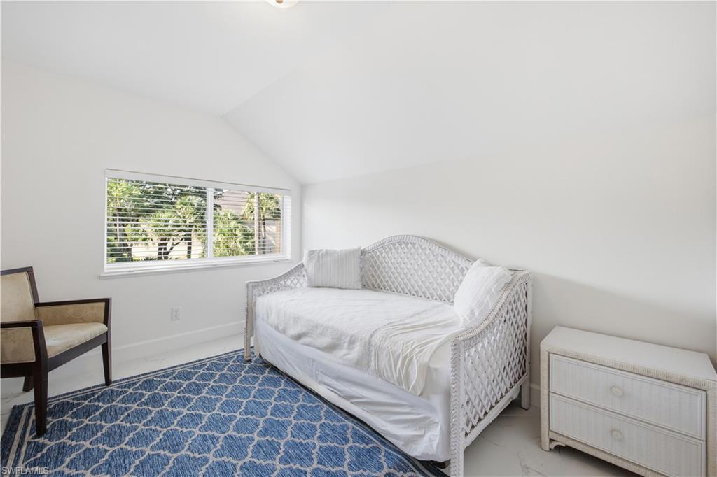 HIDDEN HARBOR - Residential Lease