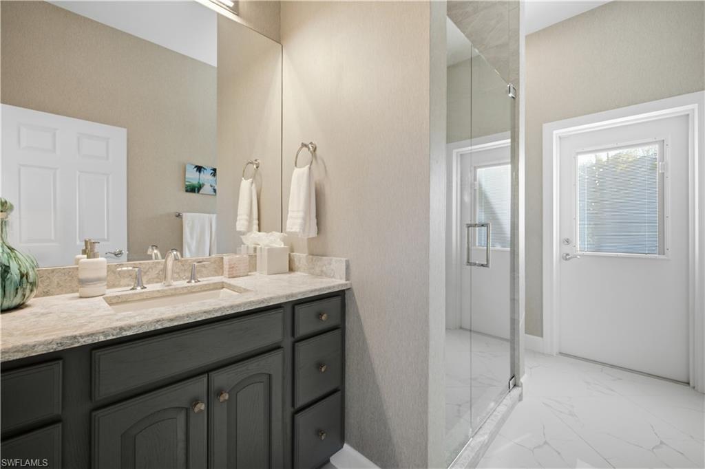 HIDDEN HARBOR - Residential Lease