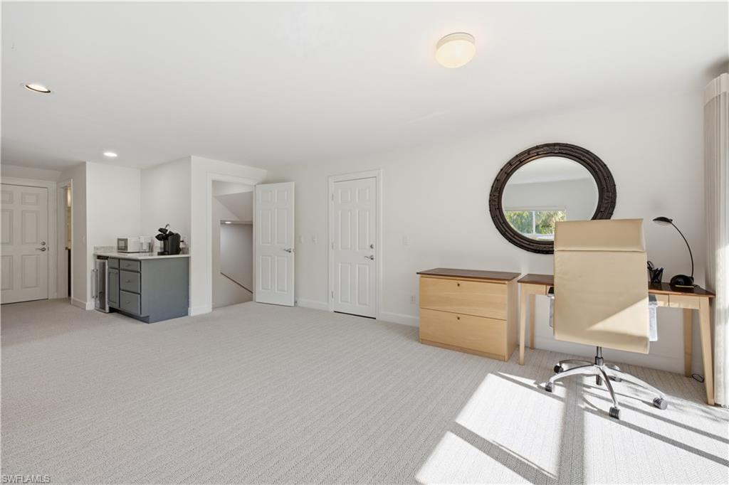 HIDDEN HARBOR - Residential Lease