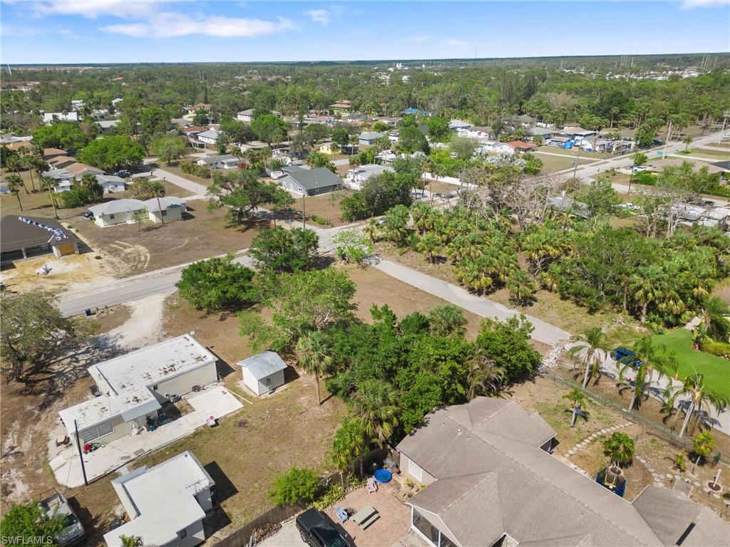 BONITA SPRINGS - Land
