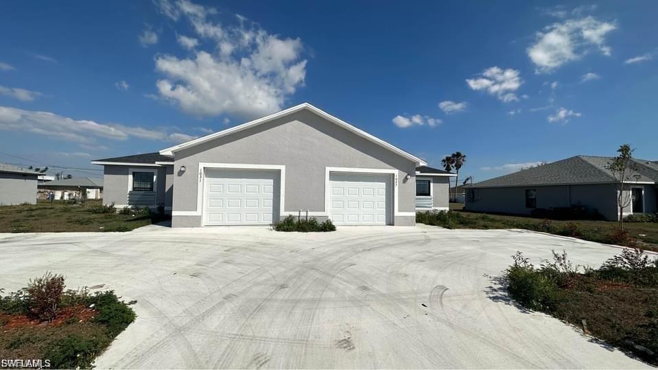NEW LISTING – AVAILABLE AUGUST 1ST!

Don’t miss this well-maintained 3-bedroom, 2-bath duplex located in a desirable Cape Coral neighborhood. Offering a clean, modern design and a comfortable layout, this home is perfect for long-term living.

The interior features an open-concept floor plan with high ceilings, tile flooring throughout, granite countertops, and stainless steel appliances. Bright and spacious living areas make this home both functional and inviting.
 Home Features:
• 3 Bedrooms | 2 Bathrooms
• Open-concept layout
• Granite countertops
• Stainless steel appliances
• Tile flooring throughout
• High ceilings
• Bright and spacious interior
• Laundry hookups in the garage (washer and dryer not included)
• Quiet residential neighborhood
• Convenient location near schools, shopping, and dining.
 Rental Requirements:
• $100 application fee per household
• $39 background screening fee per applicant
• Household income must be at least 3 times the monthly rent
• Good rental history required
• All applicants are subject to credit, background, and rental history screening
• Final approval is based on meeting rental criteria and verification of screening results
• Approval typically within 1–2 business days after all required documents are submitted.

Move-In Terms:
• First month’s rent and security deposit required
• Home can be secured once security deposit is paid
• Property will be held after deposit is received.
Last months rent must be paid in 6 months after moving in.

 Additional Information:
• Available August 1st
• Currently occupied (showings by appointment only with tenant confirmation)
• Long-term rental only.