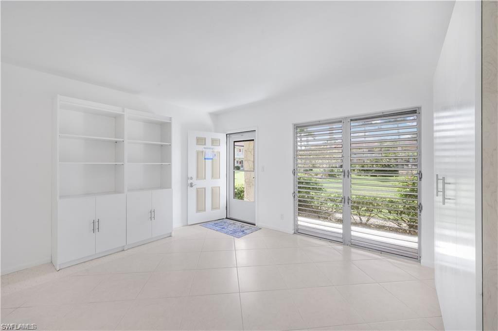AQUARIUS APTS OF MARCO ISLAND - Residential Lease