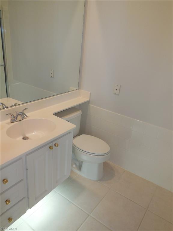 ISLAND WALK - Residential Lease